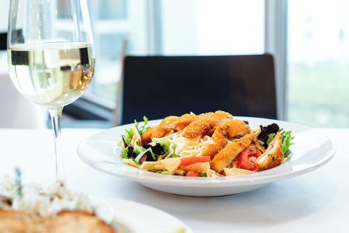 Dining 49 of 61