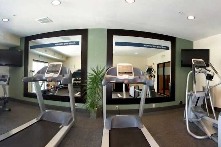 Hampton Inn Detroit / Utica-Shelby Township
