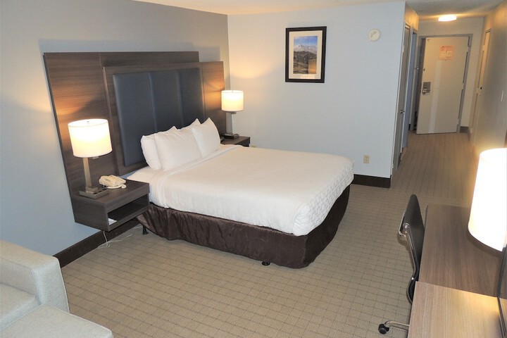 Room 38 of 105