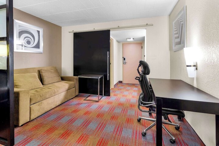 Room 41 of 54