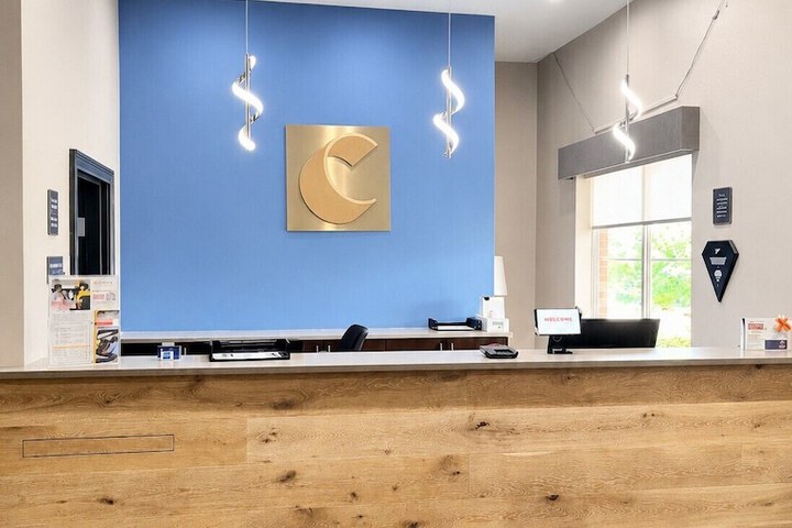 Comfort Inn & Suites Cartersville - Emerson Lake Point
