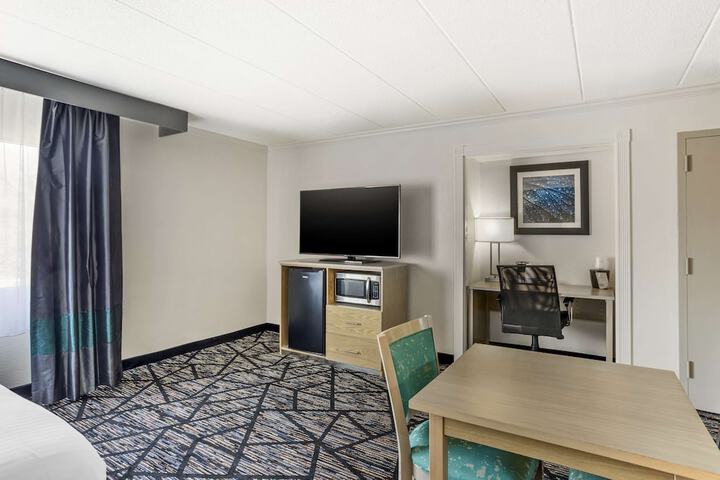 Room 18 of 50