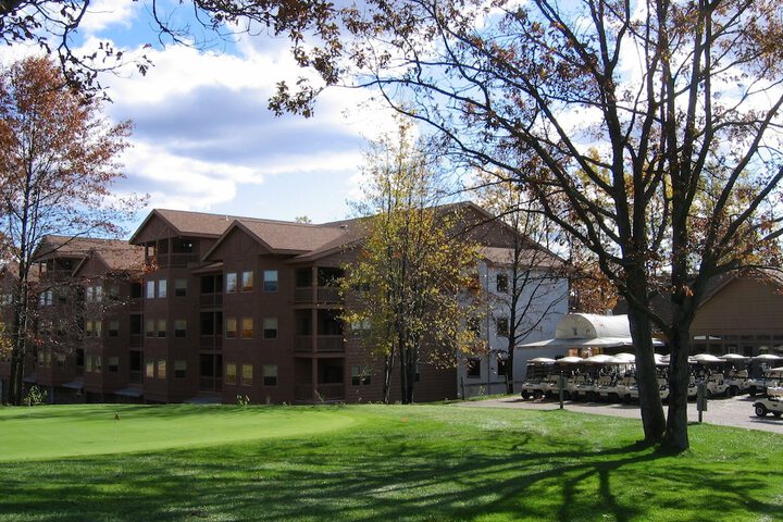 Hotel 3 of 85