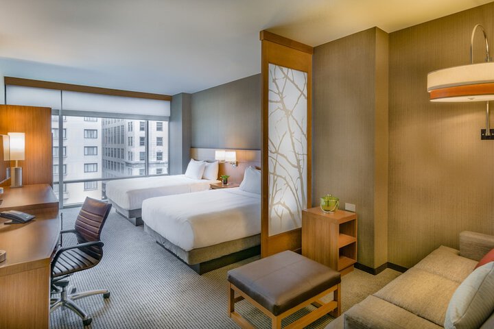 Room 47 of 73