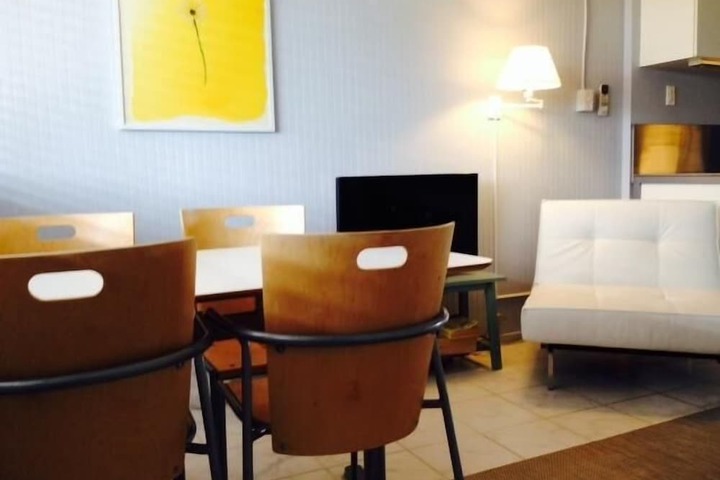 Room 22 of 47