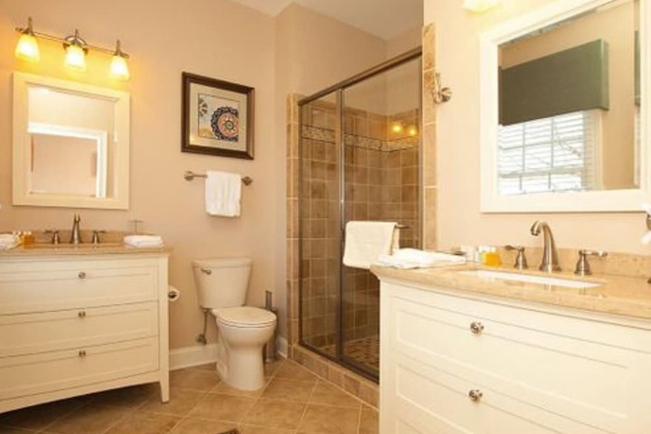 Hillbrook Inn