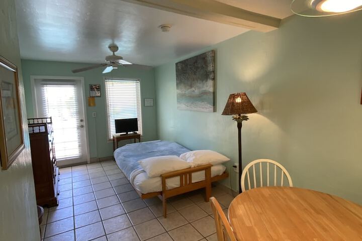 Room 174 of 218