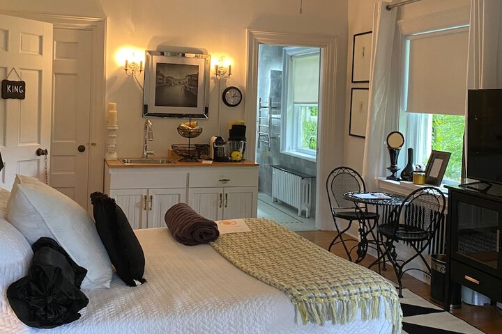 Room 75 of 134