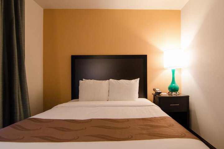 Room 31 of 61