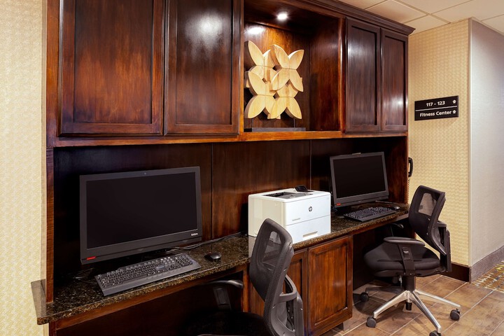 Business Center 23 of 23