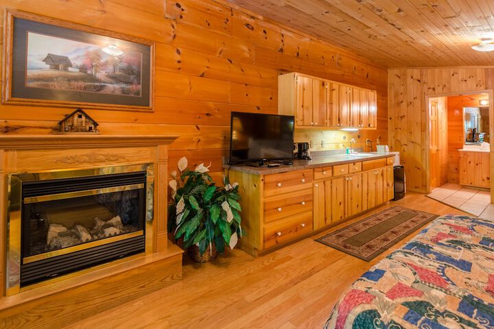 Highland Hills Motel and Cabins – a Master Hosts Resort