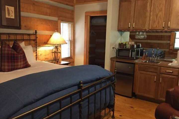 Dancing Bear Lodge