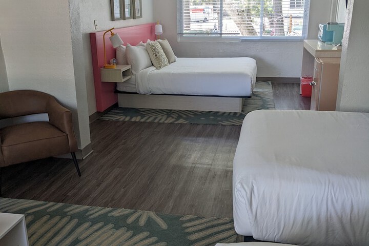 Room 7 of 21