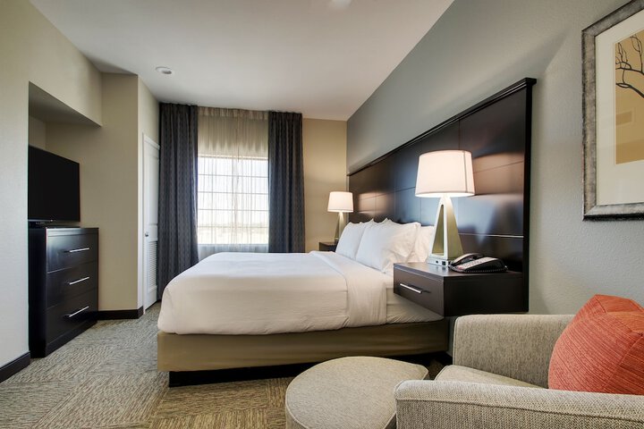 Staybridge Suites Plano - The Colony by IHG