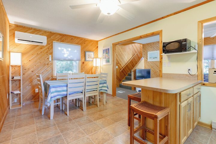 Ocracoke Harbor Inn