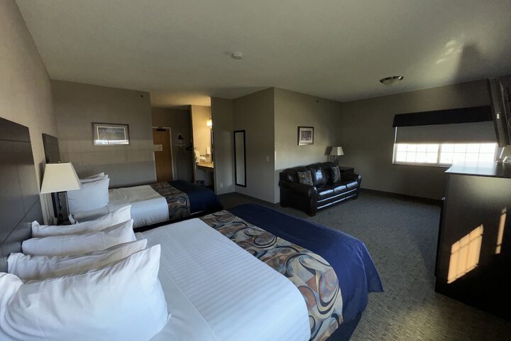 Room 16 of 25