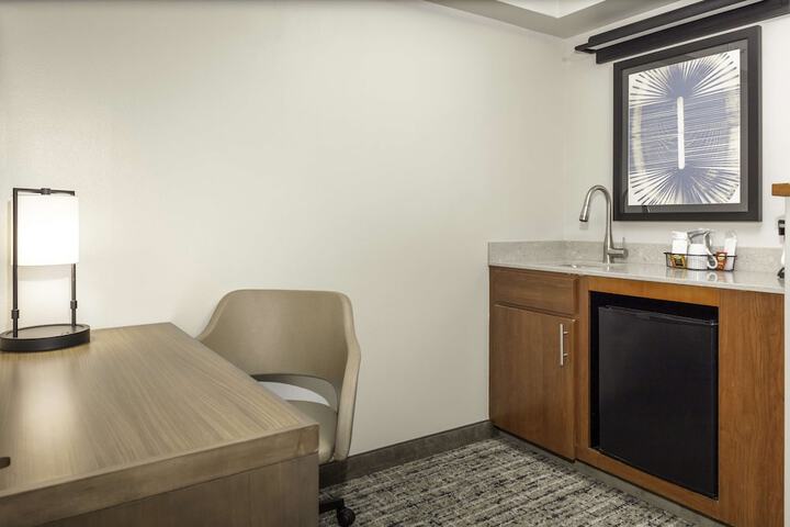Hyatt Place Dallas / Arlington