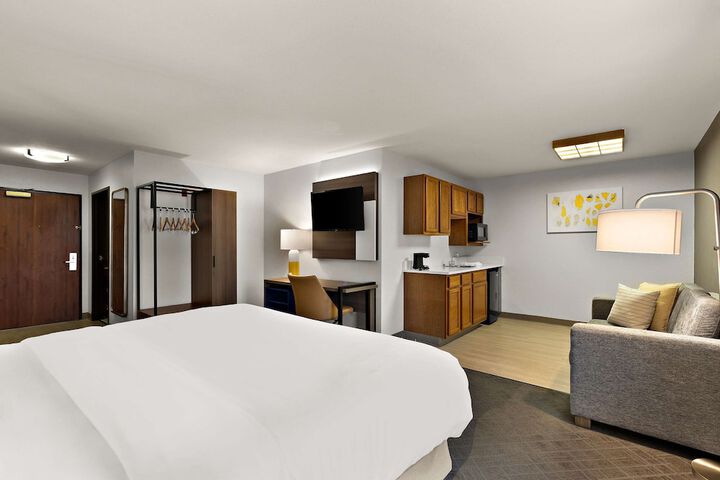 Room 31 of 40
