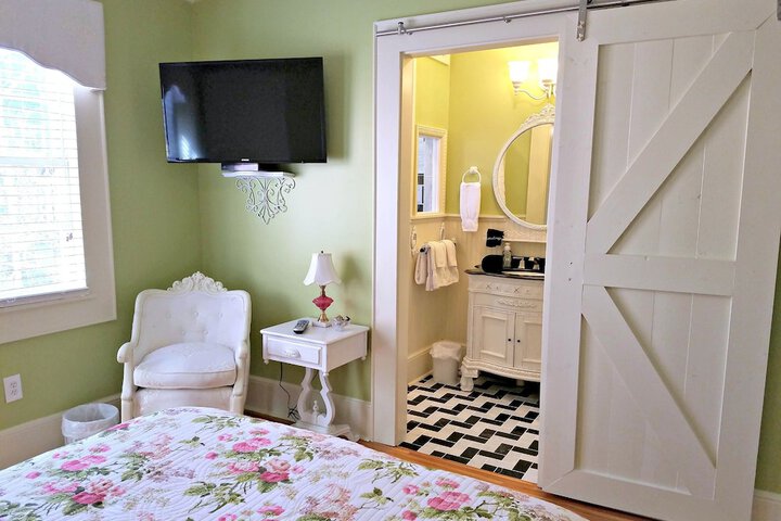 Room 29 of 107