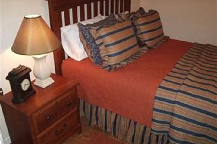 Jeni Js Gifts and Guest Houses