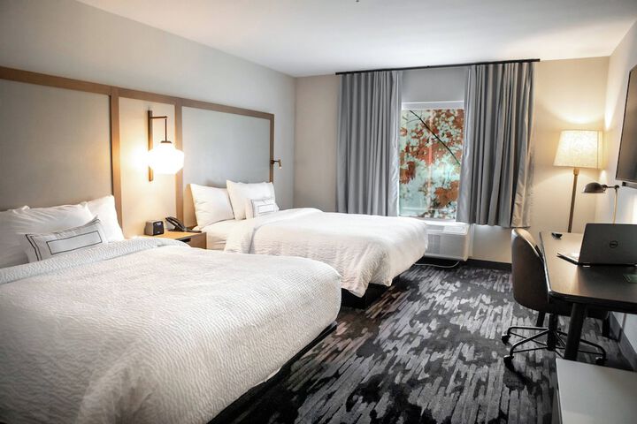 Room 18 of 31