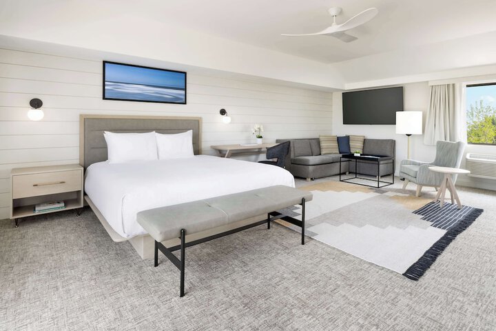 The Pell - Part of JdV by Hyatt