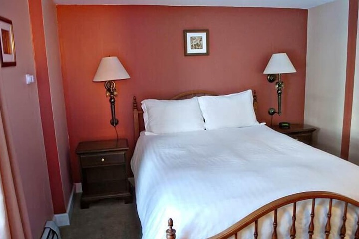Room 44 of 59