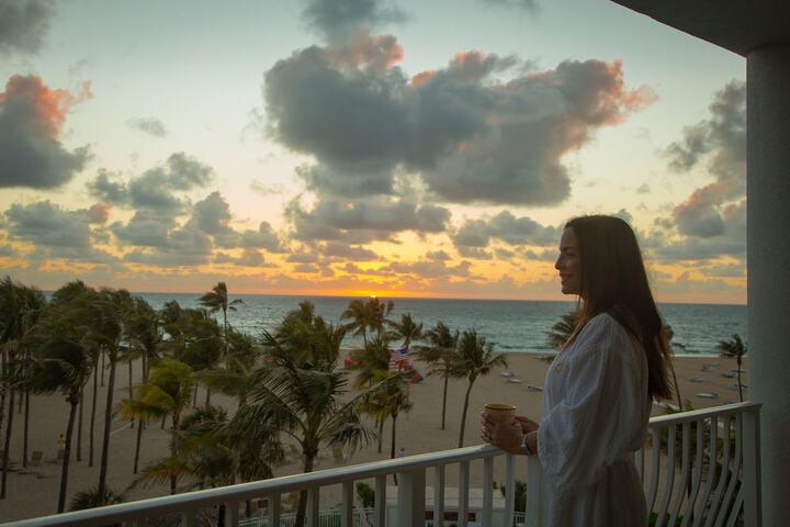 Lago Mar Beach Resort & Club
