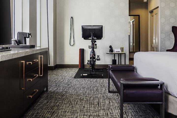 Room 22 of 50
