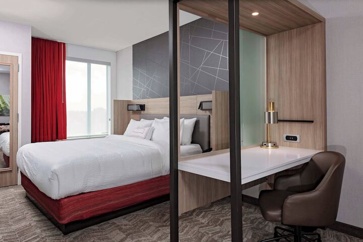 Room 14 of 24