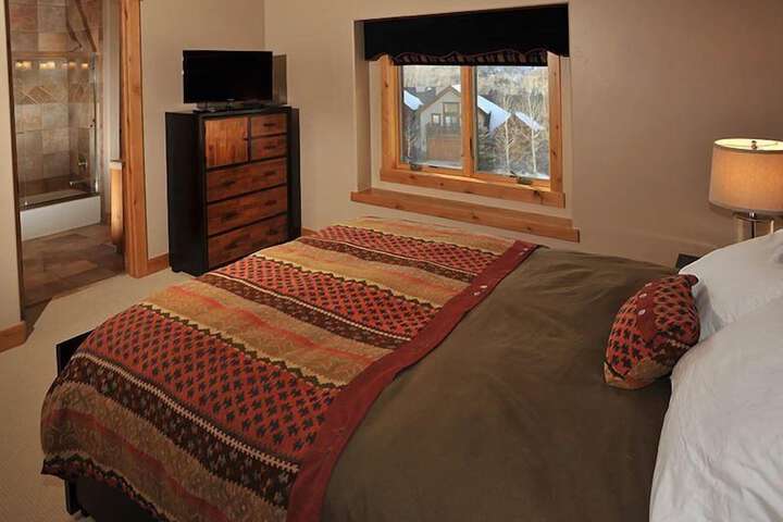 Room 18 of 27