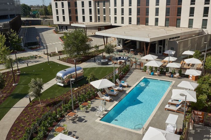 Hotel 2 of 40