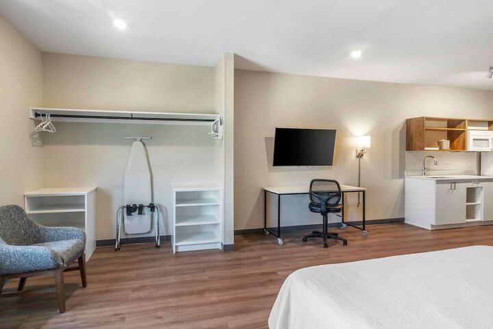 Room 30 of 71