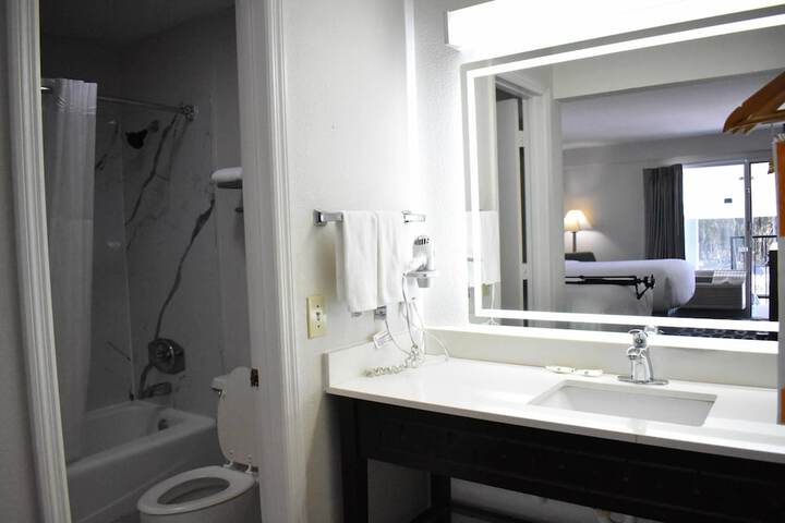 Quality Inn Manning I-95