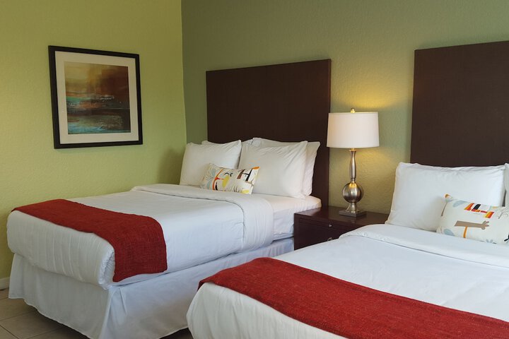 The Cabanas Guesthouse & Spa - Caters to Gay Men