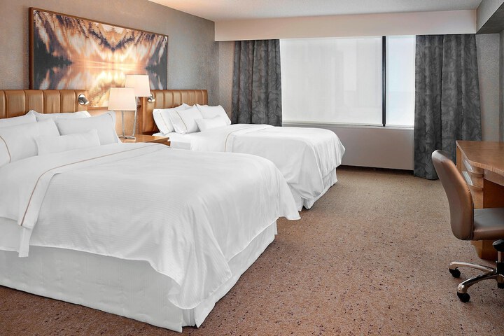 Room 27 of 61