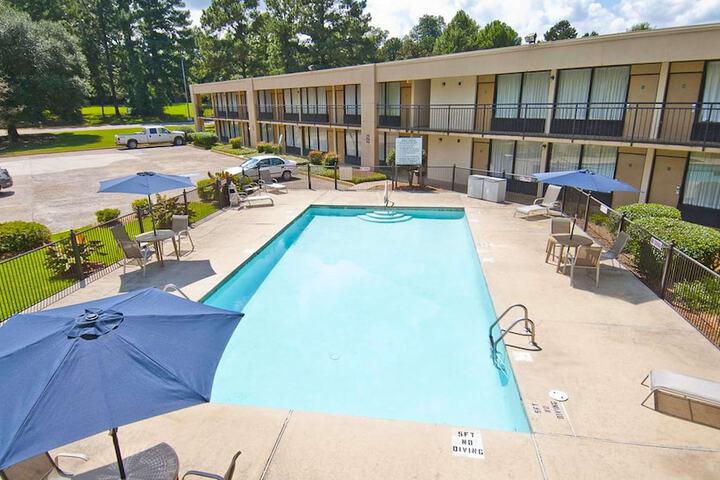 Pool 16 of 78