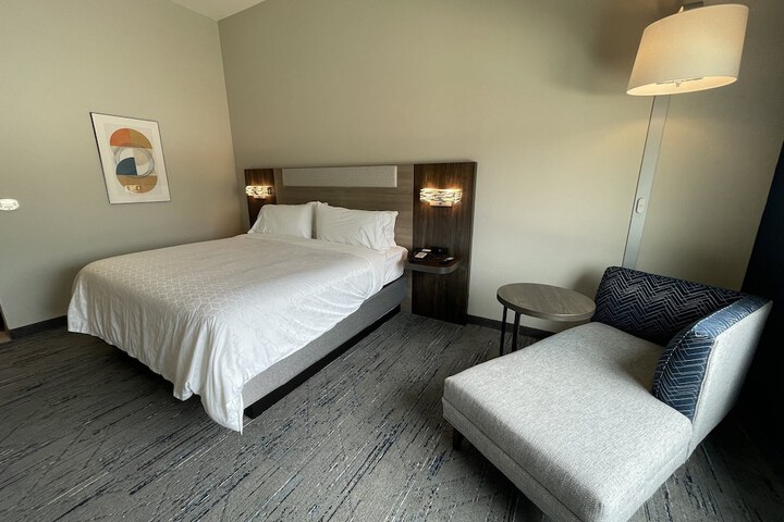 Room 29 of 50