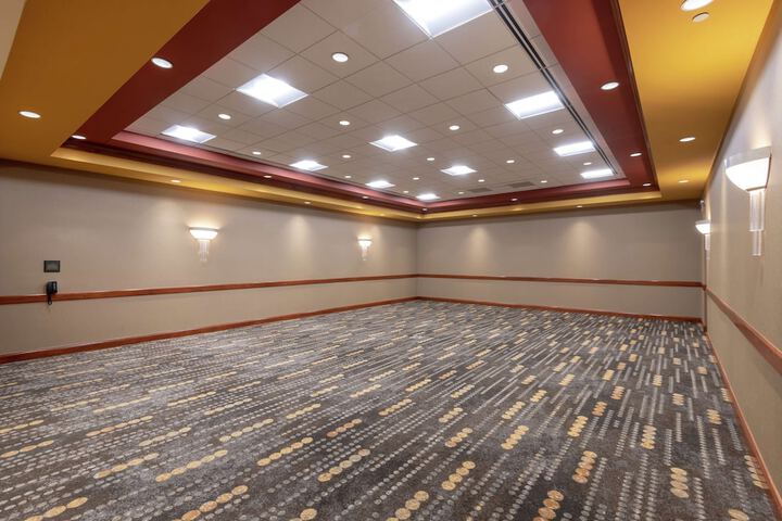 Embassy Suites Northwest Arkansas - Hotel Spa & Convention