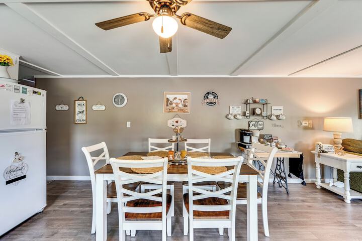 Steps to Crystal Lake: Spacious Retreat w / Views
