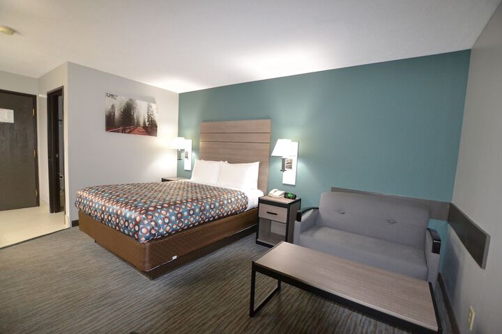 Room 25 of 46