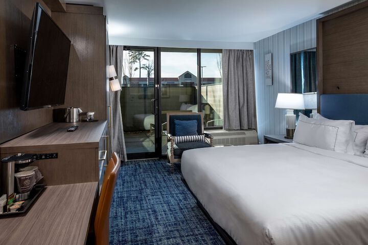 DoubleTree by Hilton Hot Springs
