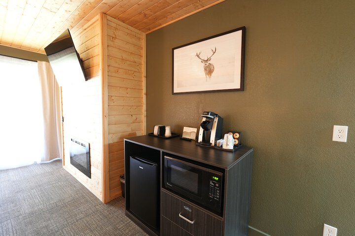 Tremont Lodge & Resort