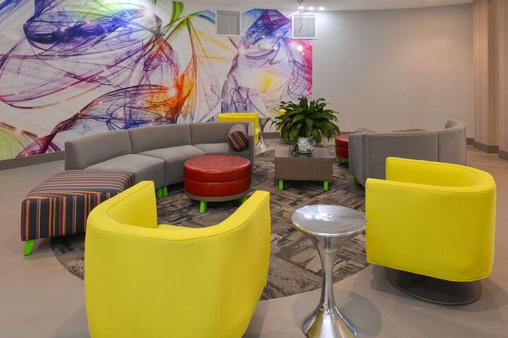 Holiday Inn Express & Suites Shippensburg by IHG