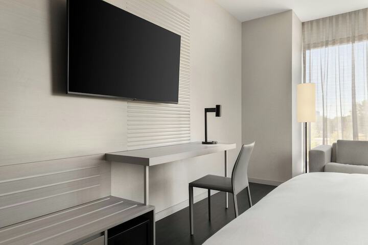 Ac Hotel Bentonville