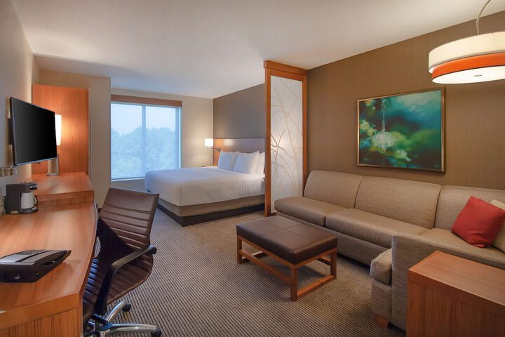 Room 18 of 59