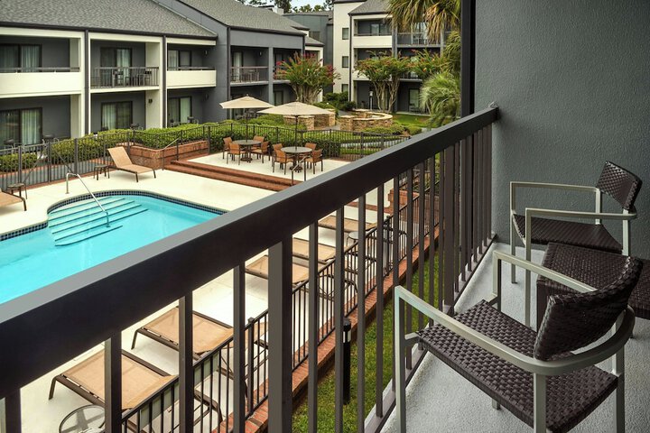 Courtyard by Marriott Tallahassee Downtown / Capitol