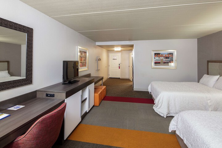 Room 14 of 48
