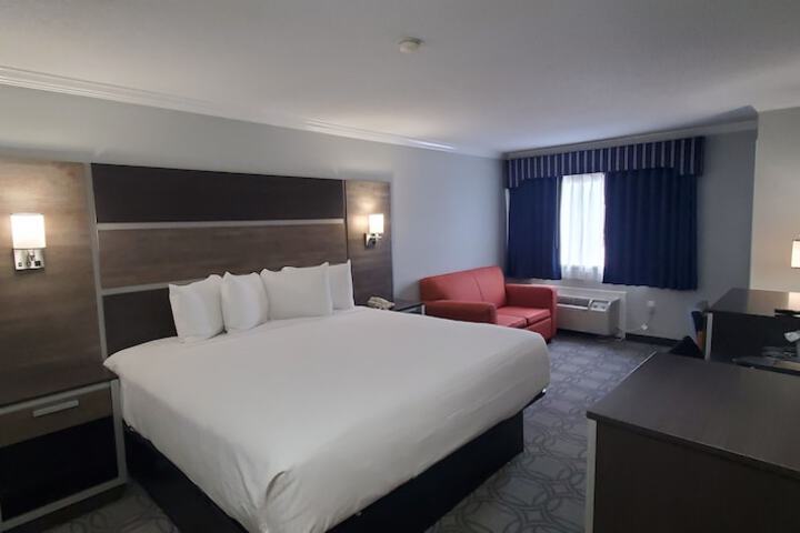 Ambassador Inn & Suites