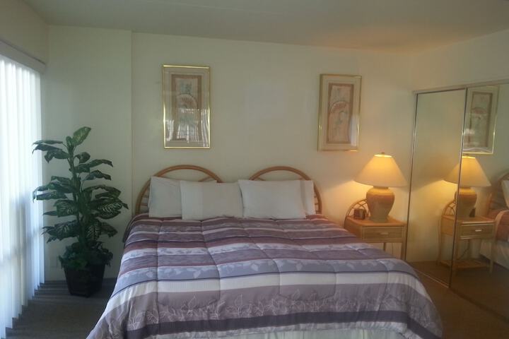Room 28 of 40